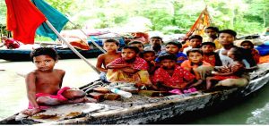 চারদিকে পানি আর পানি, মাঝখানে নাও। এরই মধ্যে এদের বসবাস। জন্ম মৃত্যু, বিয়ে, খাওয়া, নাওয়া সবই এ নাওয়ের মধ্যে। এখানে সন্তান জন্মদেয়া ও লালন-পালন। এরা মান্তা সম্প্রদায়। মান্তা শিশুদের তাই মৃত্যুকে আলিঙ্গন করে বাঁচতে হয়। পেশার টানে অভিভাবকরা যখন জাল নৌকা নিয়ে ব্যস্ত তখন শিশুরা হয়ে পড়ে একা।