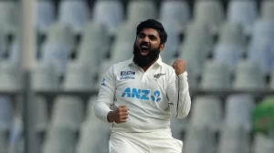 একাই ভারতের ১০ উইকেট তুলে নিল এজাজ