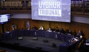 রুদ্ধে গণহত্যা চালাচ্ছে। একই সাথে উইঘুর নারীদের জন্ম নিয়ন্ত্রণ ও জোরপূর্বক বন্ধ্যা করেছে চীনা সরকার। এসব অভিযোগ করেছে যুক্তরাজ্যভিত্তিক একটি বেসরকারি ট্রাইব্যুনাল।