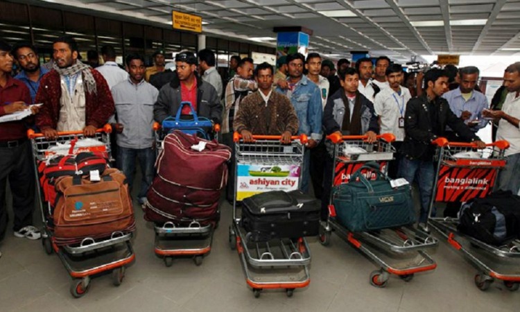 নভেম্বরে বি‌দেশ গে‌ছে ১ লা‌খেরও বে‌শি কর্মী