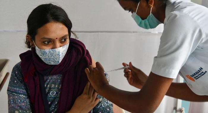 ভারতে ১০ই জানুয়ারি থেকে বুস্টার ডোজ শুরু