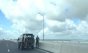 সেতুতে পারাপারে কড়াকড়ি