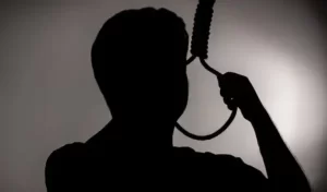 নতুন মোবাইল না পেয়ে কিশোরের আত্মহত্যা