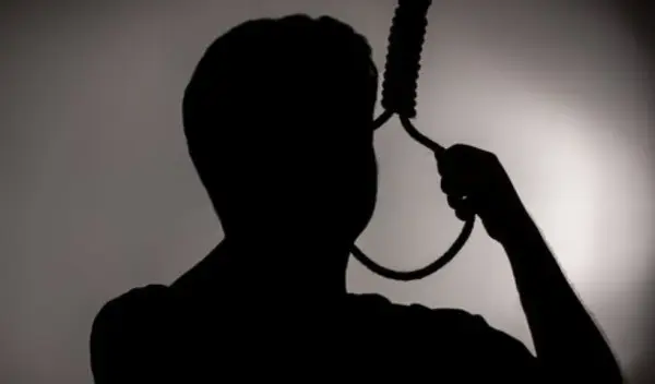 নতুন মোবাইল না পেয়ে কিশোরের আত্মহত্যা