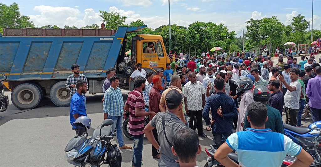 পদ্মা সেতুতে বাইক নিষিদ্ধের আদেশ প্রত্যাহার দাবি