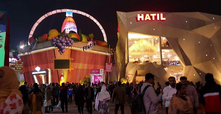 শঠতায় বাণিজ্যলক্ষ্মী