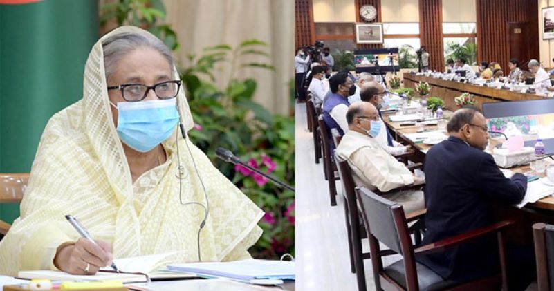 এই গরমের মধ্যে সরকারি কর্মকর্তাদের মোটা স্যুট-কোট না পরার নির্দেশ দিয়েছেন প্রধানমন্ত্রী শেখ হাসিনা