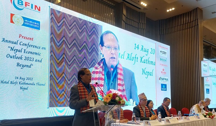 বৈশ্বিক সংকট মোকাবিলায় নমনীয় ও বাস্তবমুখী থাকতে হবে