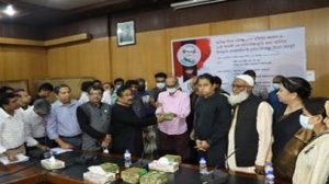 জাতীয় শোক দিবসে বিএসএমএমইউতে রোগীদের বিনামূল্যে চিকিৎসাসেবা প্রদান