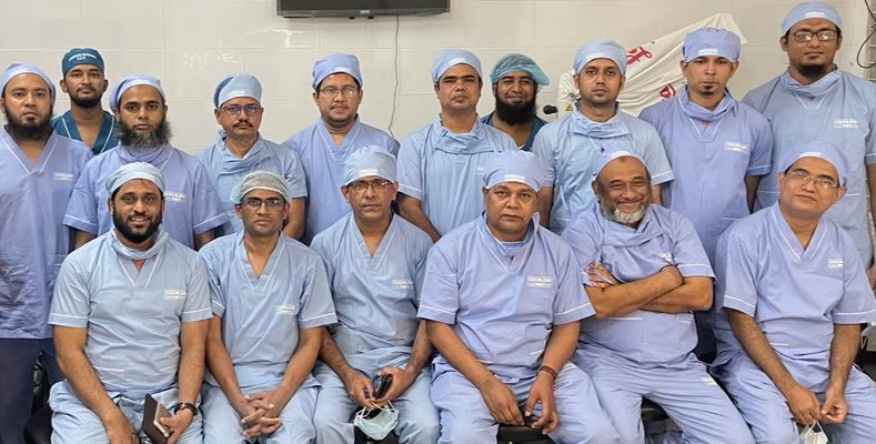 দুই বধির রোগীর কানে কক্লিয়ার ইমপ্লান্ট স্থাপন করলেন ডা. লিটু