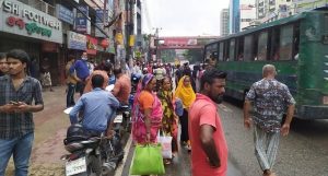 রাজধানীতে গণপরিবহন ভাড়া দ্বিগুণ!