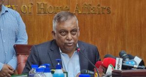 এবার দুর্গাপূজায় মন্ডপে থাকছে স্হায়ী ভাবে আইন-শূঙ্খলা বাহিনী