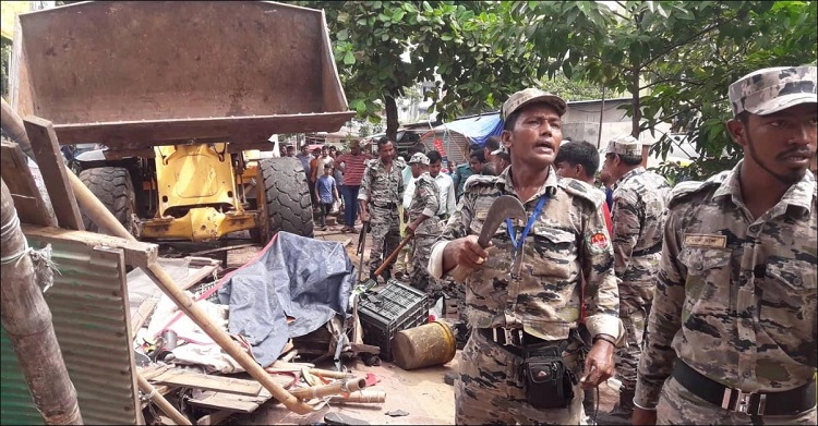 ১৫০ অবৈধ দোকান উচ্ছেদ