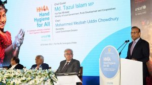 হাত ধোয়ার চর্চা বাড়াতে হবে