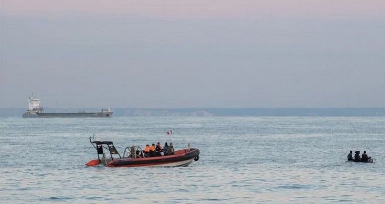 অবৈধপথে যুক্তরাজ্যে ঢুকেছে ৪০ হাজারের বেশি অভিবাসী