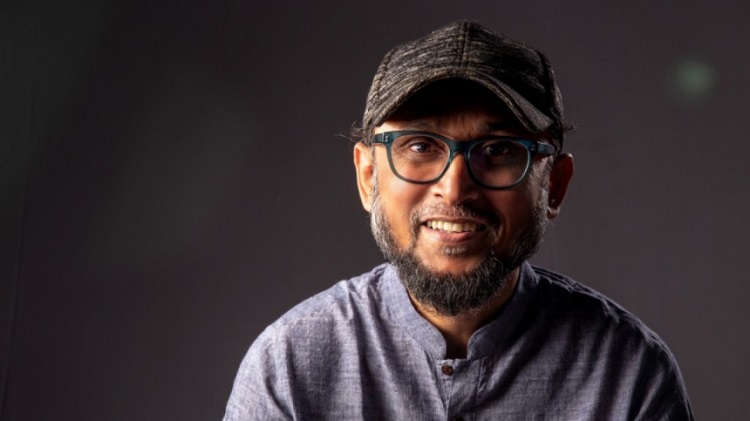 কত রাত যে মনে মনে অভিমানে দেশ ছেড়ে চলে গেছি ফারুকী