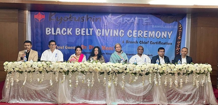 ছাত্র-ছাত্রীদের শারীরিক সক্ষমতা বাড়ানো জরুরি