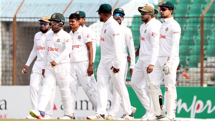 তাইজুল-মিরাজের ঝলকে দিন শেষে বাংলাদেশের স্বস্তি