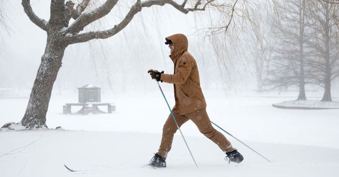ভয়াবহ তুষারঝড়ে যুক্তরাষ্ট্র