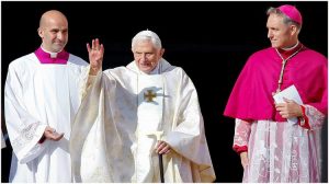 সাবেক পোপ ষোড়শ বেনেডিক্ট মারা গেছেন