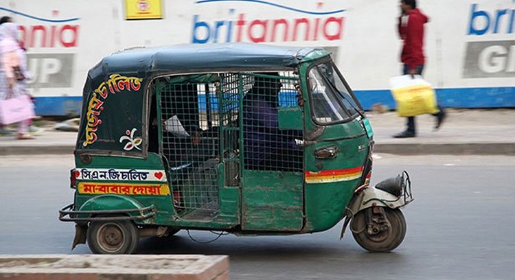 সিএনজির লুকিং গ্লাস বাইরে প্রতিস্থাপনের নির্দেশ হাইকোর্টের