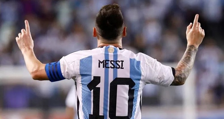 মেসিকে যে পছন্দ করে না, সে ফুটবলই বোঝে না- ভালদানো