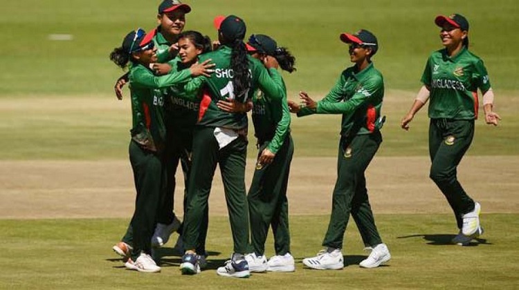 অস্ট্রেলিয়াকে উড়িয়ে বিশ্বকাপে শুভ সূচনা বাংলাদেশের