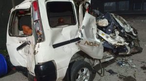 ঘন কুয়াশায় ত্রিমুখী সংঘর্ষে বিদেশ ফেরত যাত্রীসহ নিহত ৫