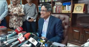 পরিস্থিতি দেখে সিদ্ধান্ত কৃষিমন্ত্রী