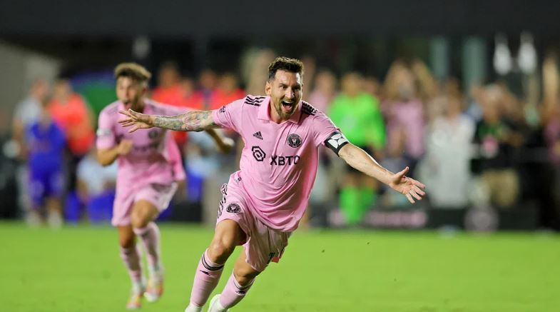 অভিষেকেই মায়ামিকে জেতালেন মেসি