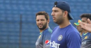 মাঠে নামছে আফ্রিদি-যুবরাজ