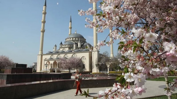 প্রথম ইসলামি ব্যাংকিং সেবা চালু করল রাশিয়া!