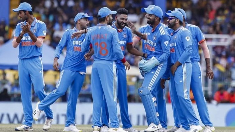 লঙ্কানদের লজ্জায় ডুবিয়ে অষ্টম শিরোপা ভারতের