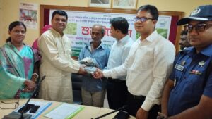 শ্রীমঙ্গলে মাসকালাই বীজ ও সার বিতরণ