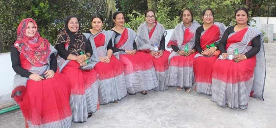 আখাউড়ায় শিক্ষার আলো ছড়াচ্ছে একই পরিবারের ৫ গৃহবধু