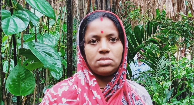 আখের দেশে পান চাষে সফল যে নারী