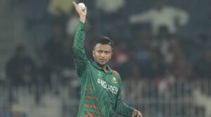 খেলতে চান সাকিব, ঝুঁকি নিতে নারাজ ম্যানেজমেন্ট