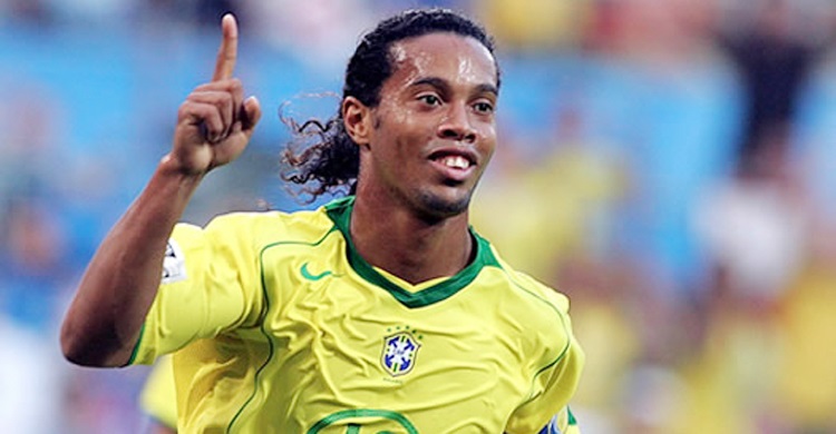 ঢাকায় আসছেন ব্রাজিলিয়ান তারকা রোনালদিনহো