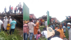 ভৈরবে ট্রেনের সংঘর্ষ এখন পর্যন্ত ১৫ মরদেহ উদ্ধার