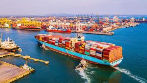 সংকটকালীন সময়ে ৯ বিলিয়ন ডলারের রপ্তানি আয় পড়ে আছে দেশের বাইরে