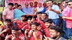 জাবিতে আন্তঃবিভাগ হ্যান্ডবলে চ্যাম্পিয়ন সরকার ও রাজনীতি বিভাগ