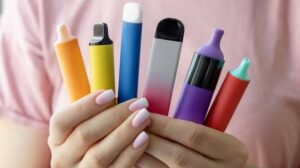 ডিসপোজেবল ই-সিগারেট নিষিদ্ধ হচ্ছে যুক্তরাজ্যে