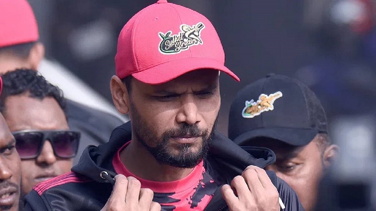 বিপিএল থেকে সরে দাঁড়ালেন মাশরাফি