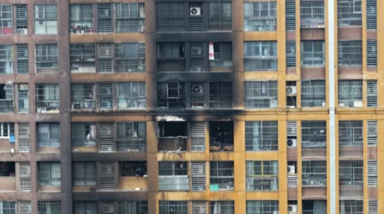 চীনে বহুতল ভবনে আগুনে নিহত ১৫, আহত ৪৪