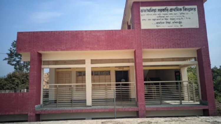 মিয়ানমারে সংঘাত দেশে ঘুমধুম-তুমব্রু সীমান্তের ৫ বিদ্যালয় বন্ধ ঘোষণা