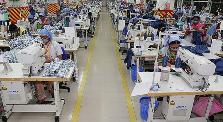 যুক্তরাষ্ট্রে পোশাক রপ্তানি কমেছে ২৫ শতাংশ