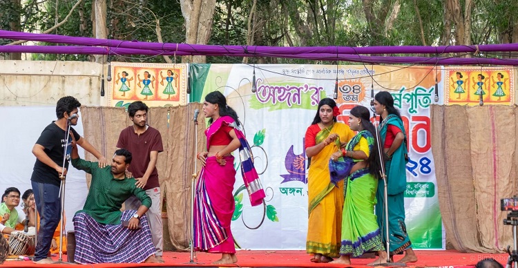 চট্টগ্রাম জেলা শিল্পকলা একাডেমিতে অঙ্গনের না-মরদের কাব্য প্রদর্শনী রোববার