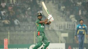 জাকের-মাহমুদউল্লাহর তাণ্ডবের পরও ‌‘তীরে এসে তরী ডুবল’ বাংলাদেশের