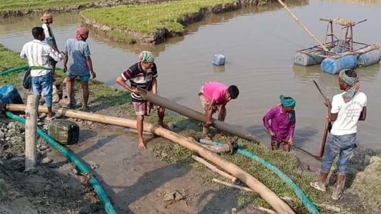 নবীনগরে ফসিল জমি থেকে মাটি কাটায় ৪ জনকে কারাদন্ড