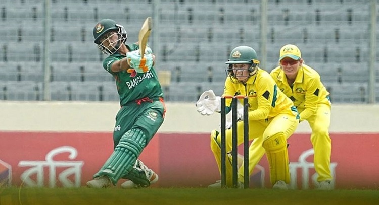 বাংলাদেশকে ধবলধোলাই দিলো অস্ট্রেলিয়ার মেয়েরা